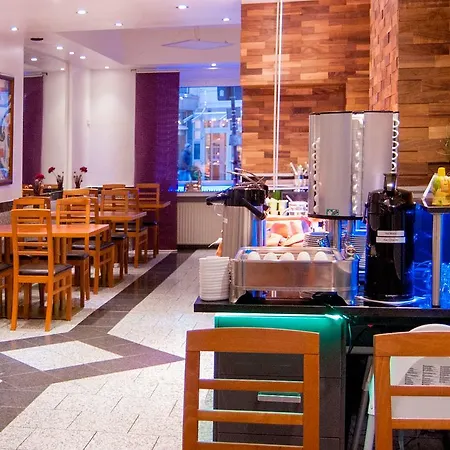 브레슬라우 호프 암 돔 호텔