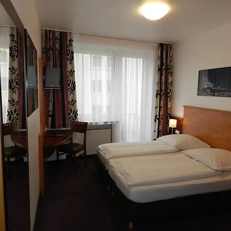 Hotel Breslauer Hof Am Dom Cologne