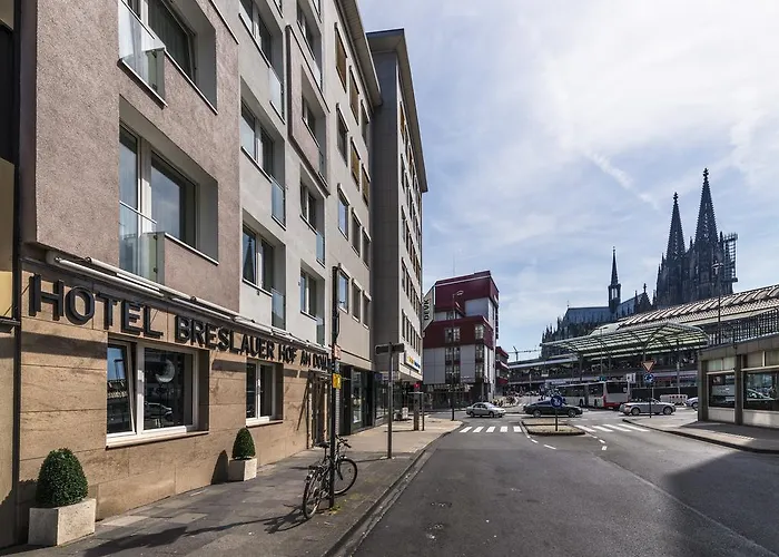 Breslauer Hof Am Dom 3*