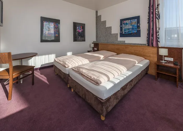 Hotel Breslauer Hof Am Dom 3*